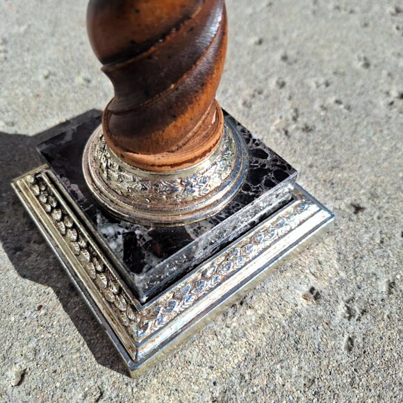 Gorgeous Vintage Dilly MFG Ornate Metal Candle Holder with Marble Base - Picture 5 of 13